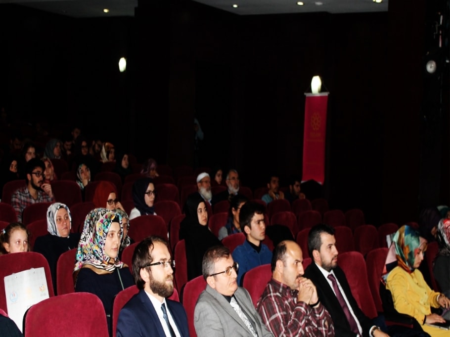 İslam Dünyasında Değişim ve Radikalleşme Paneli