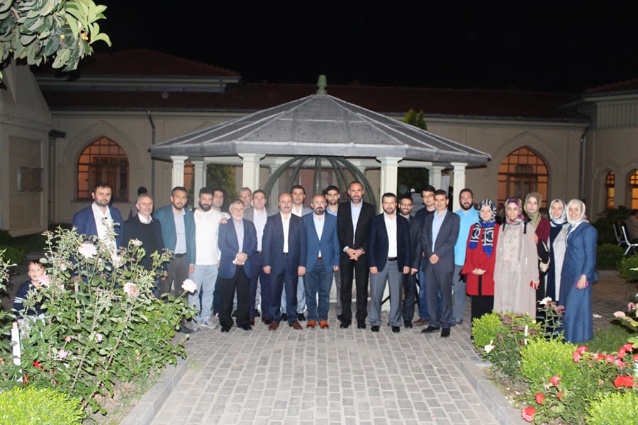 İSDAM 6. Geleneksel İftar Yemeği
