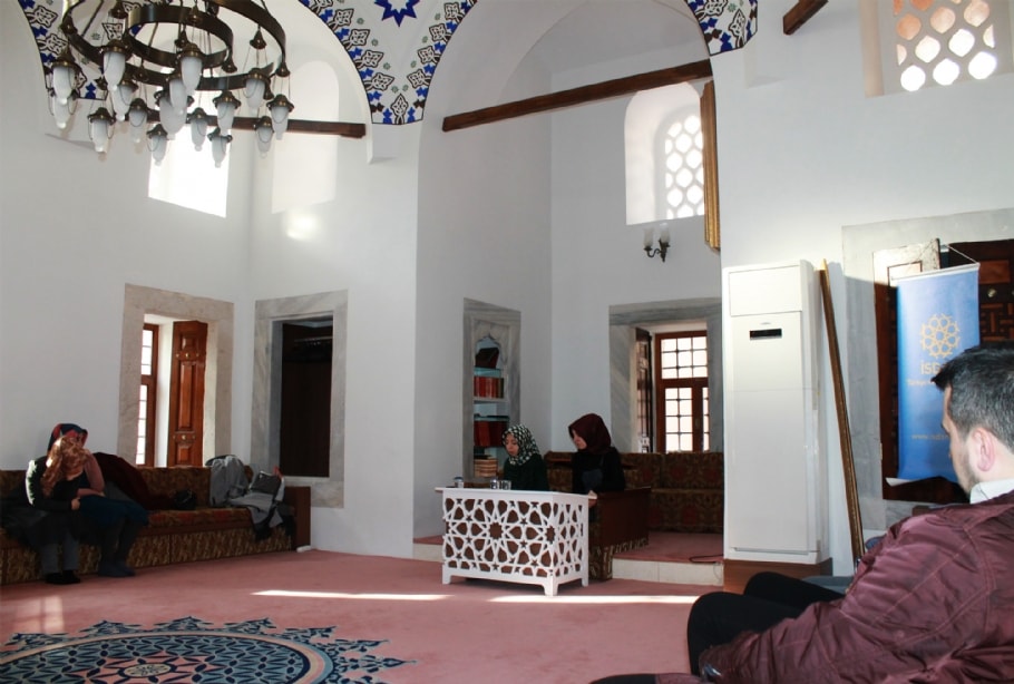 Bir Yaşam Bir Kavram; Aliya İzzetbegoviç – Kimlik